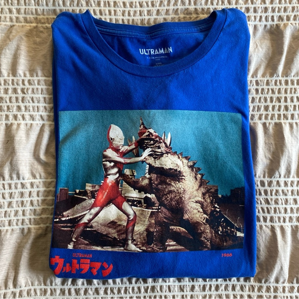Ultraman and Gomora (Kaiju) 1966 Graphic Blue S/S Tee T-Shirt Men’s 3XL